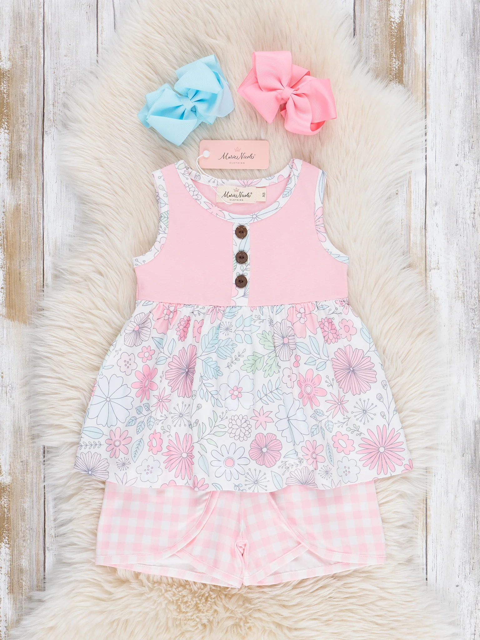 Sweet Wildflowers Gingham Outfit