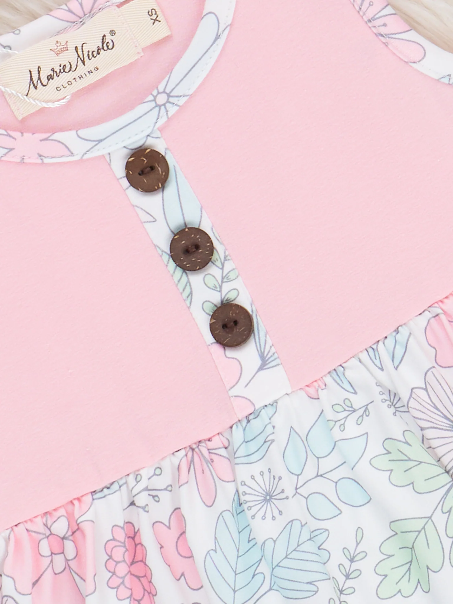 Sweet Wildflowers Gingham Outfit - Image 3