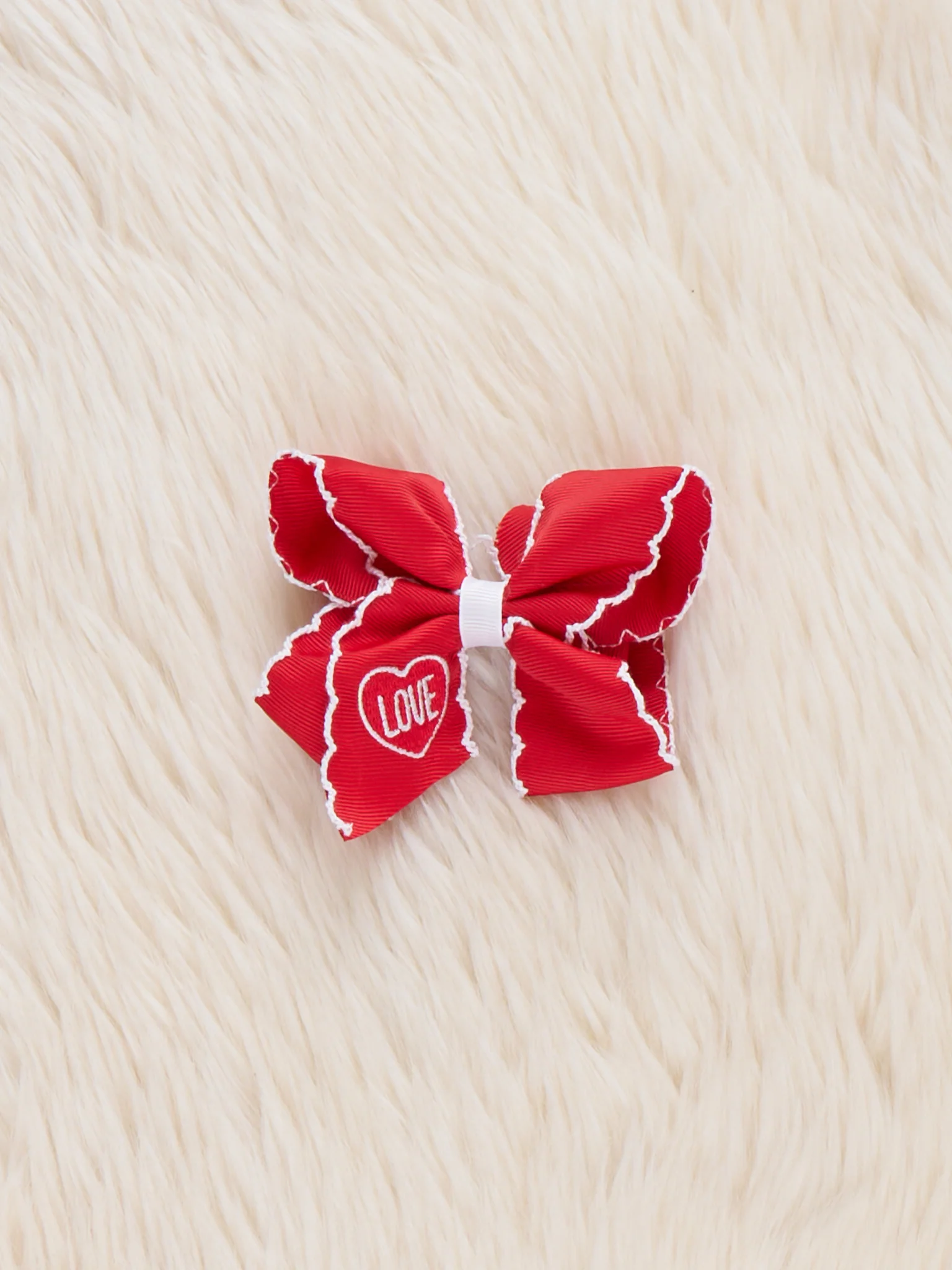Sweetheart Scallop Embroidered Bow