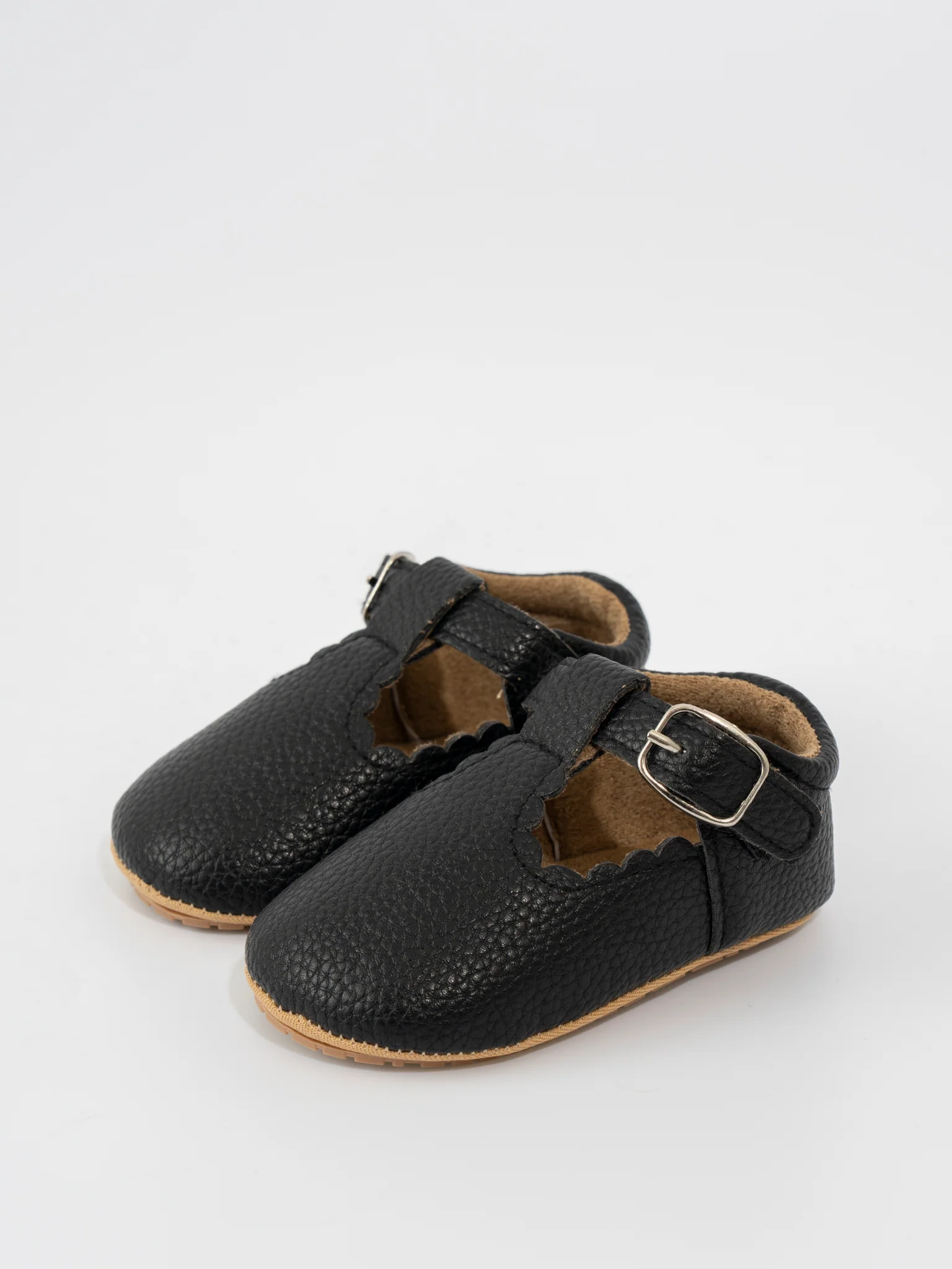 T-Strap Scalloped Buckle Shoes - Black