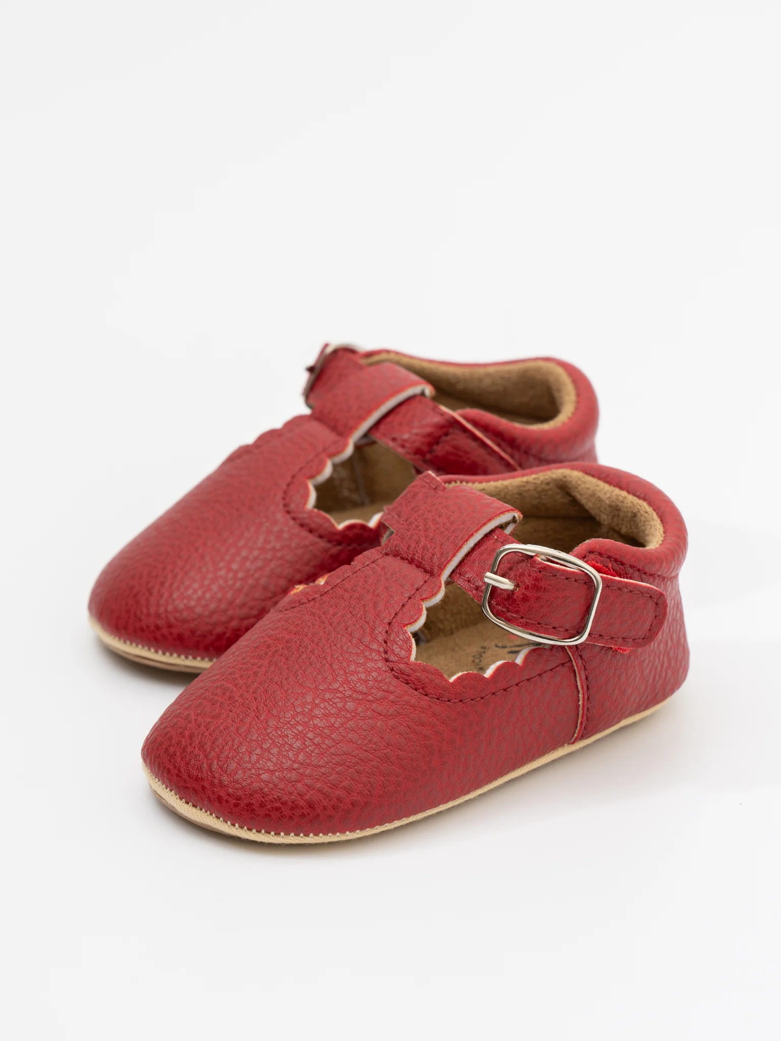 T-Strap Scalloped Buckle Shoes - Wine Red