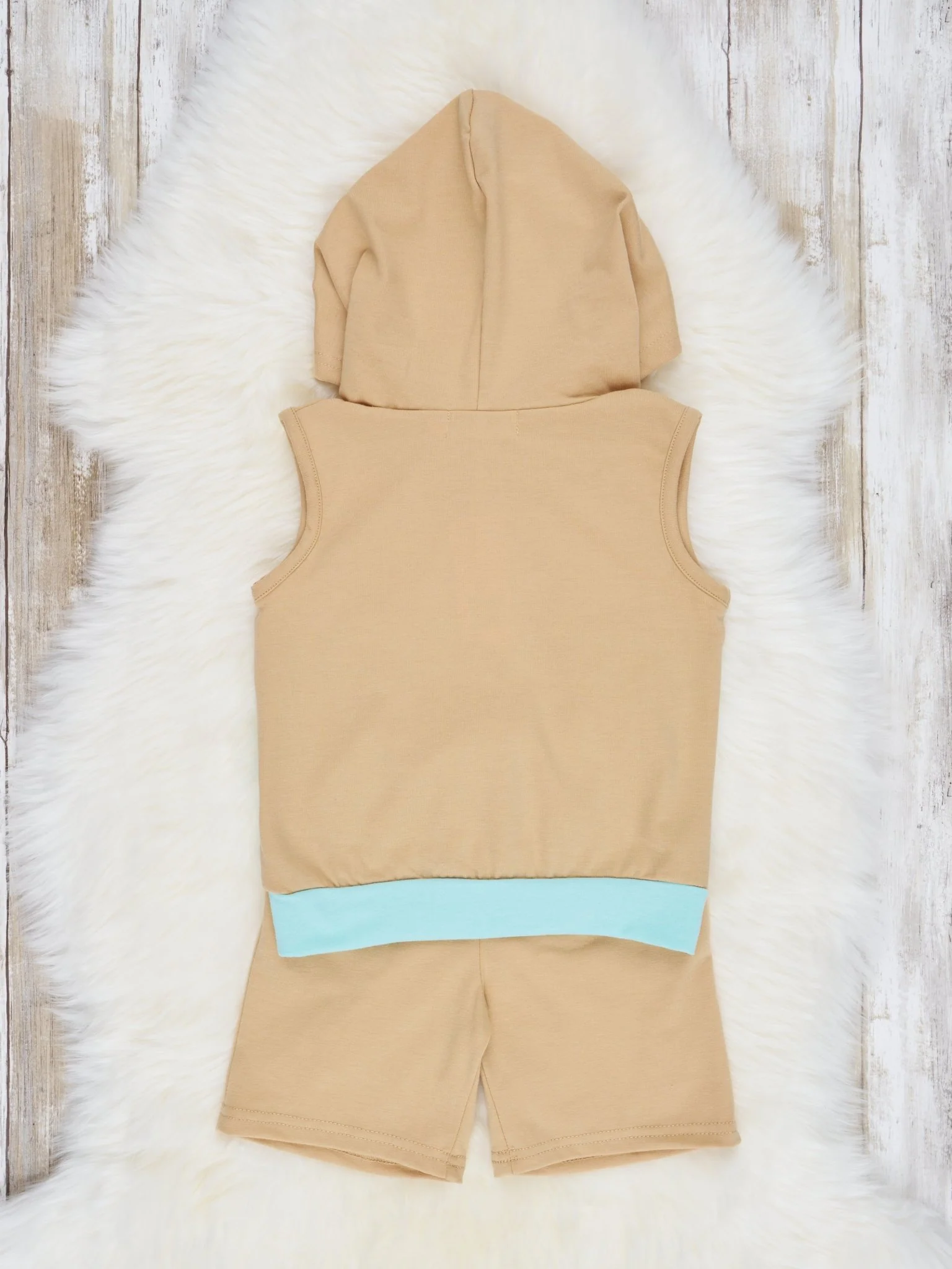 Tan & Blue Hoodie Outfit - Image 3