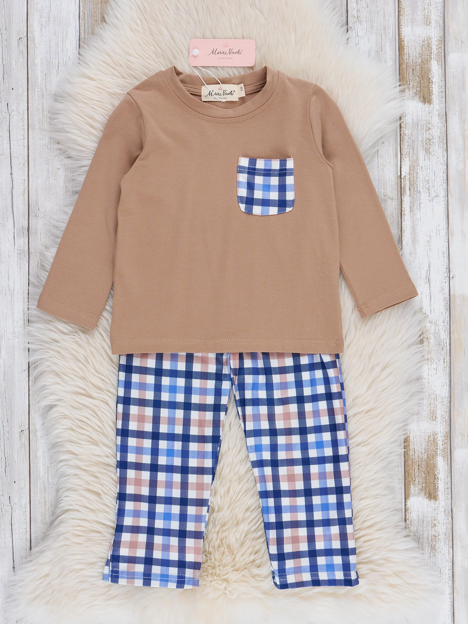 Tan & Navy Plaid Outfit