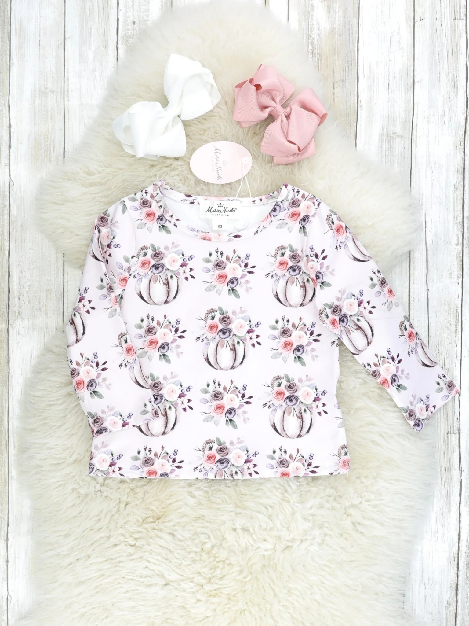 Vintage Floral Pumpkin Top & Pink Suede Ruffle Overall Set - Image 3