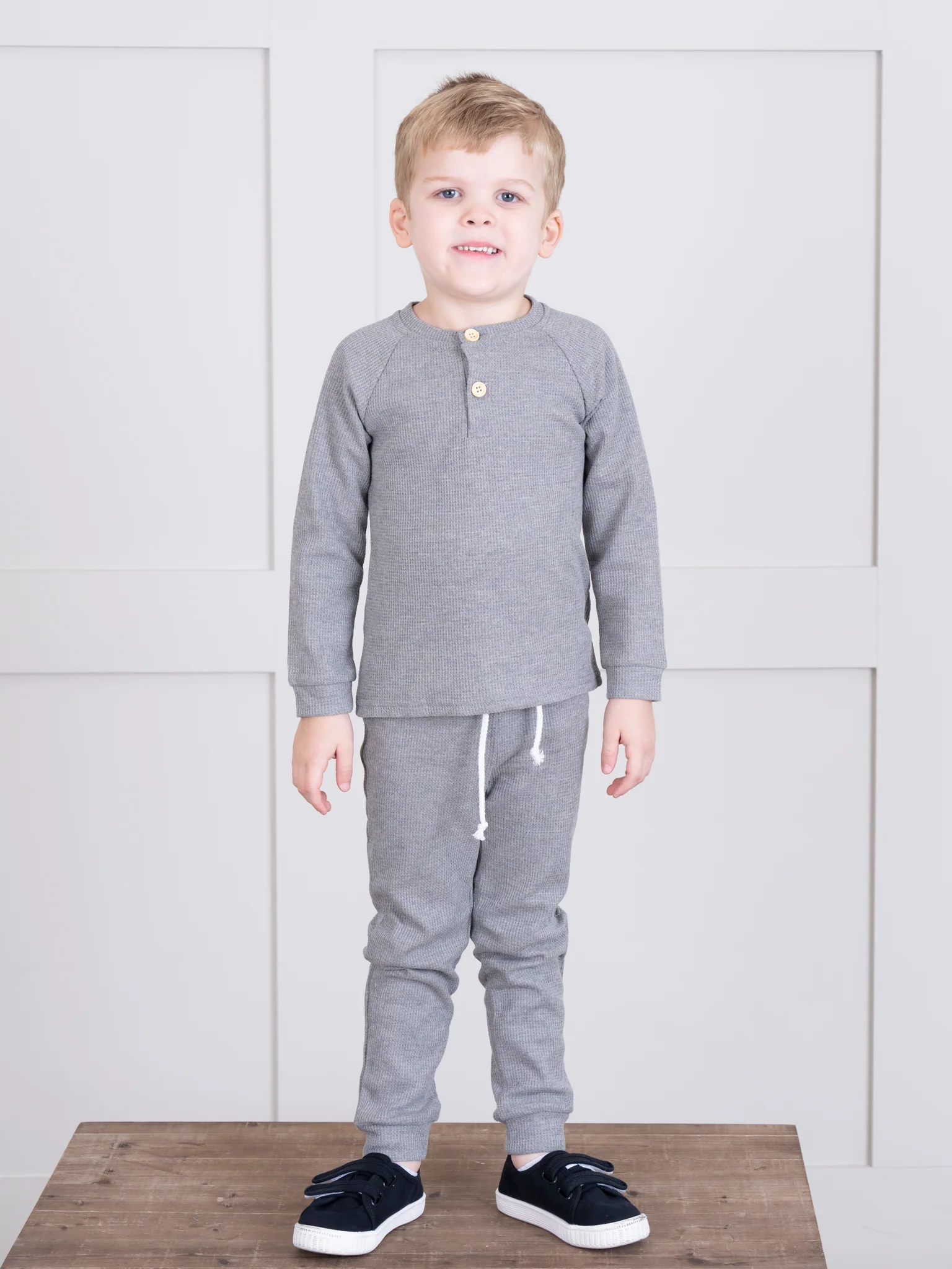Waffle Knit Henley & Joggers Set - Image 3