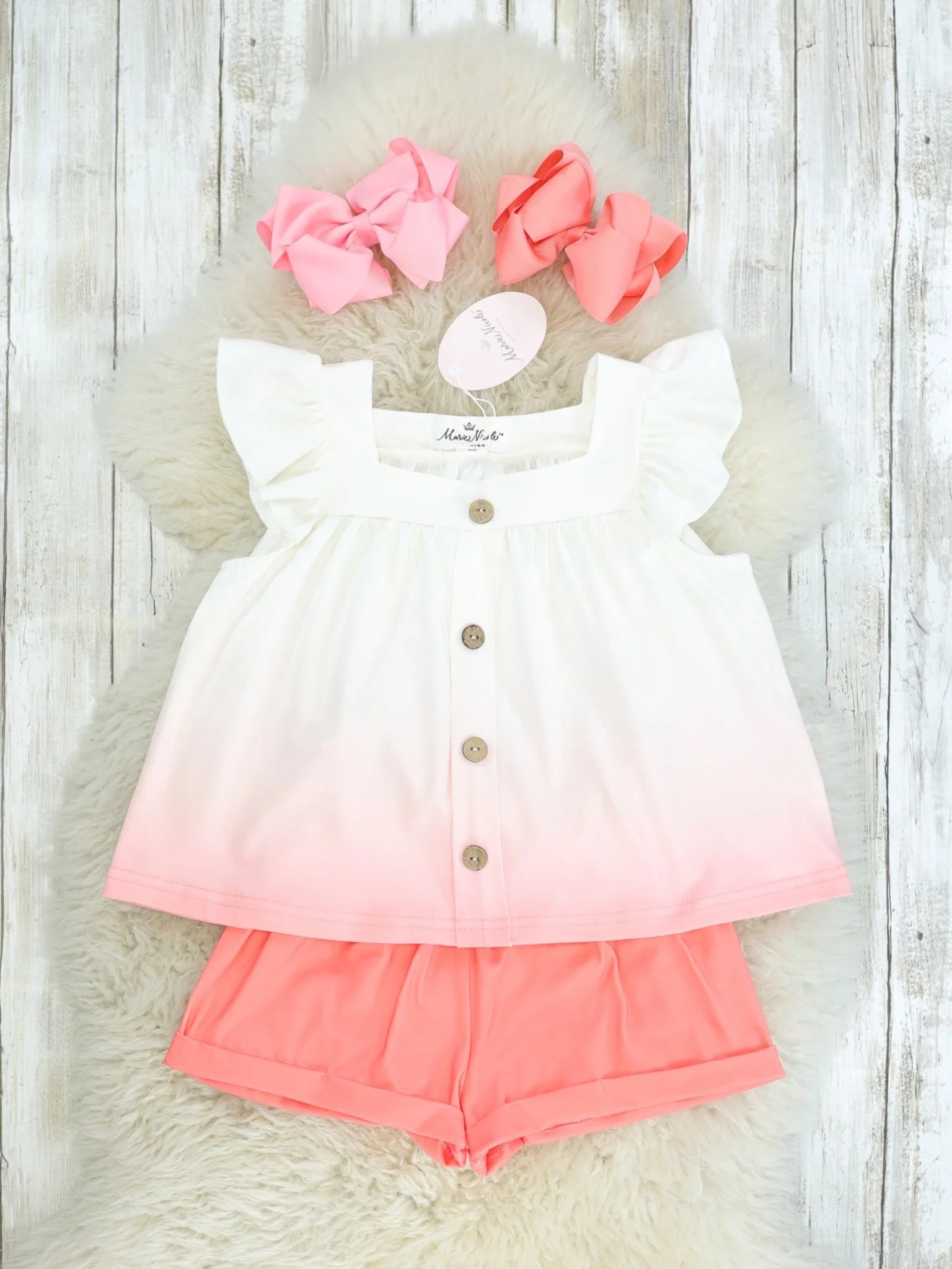 White & Coral Ombre Outfit