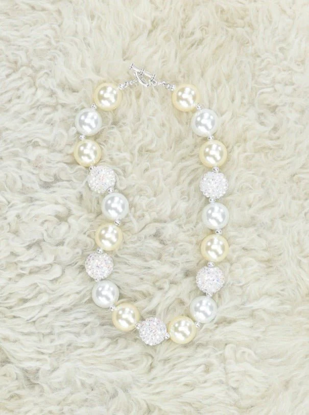White Pearl Bubblegum Necklace