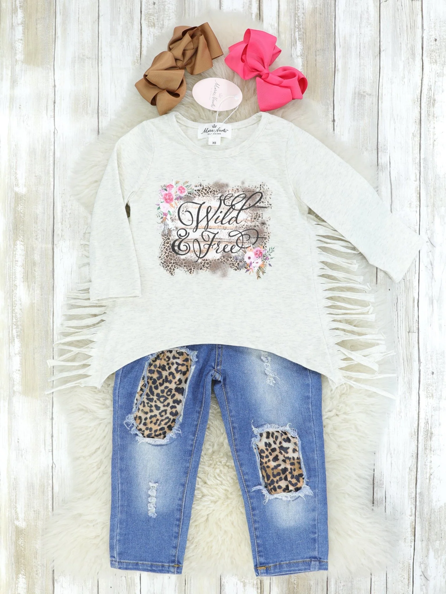 Wild & Free Fringe Top & Distressed Denim Outfit