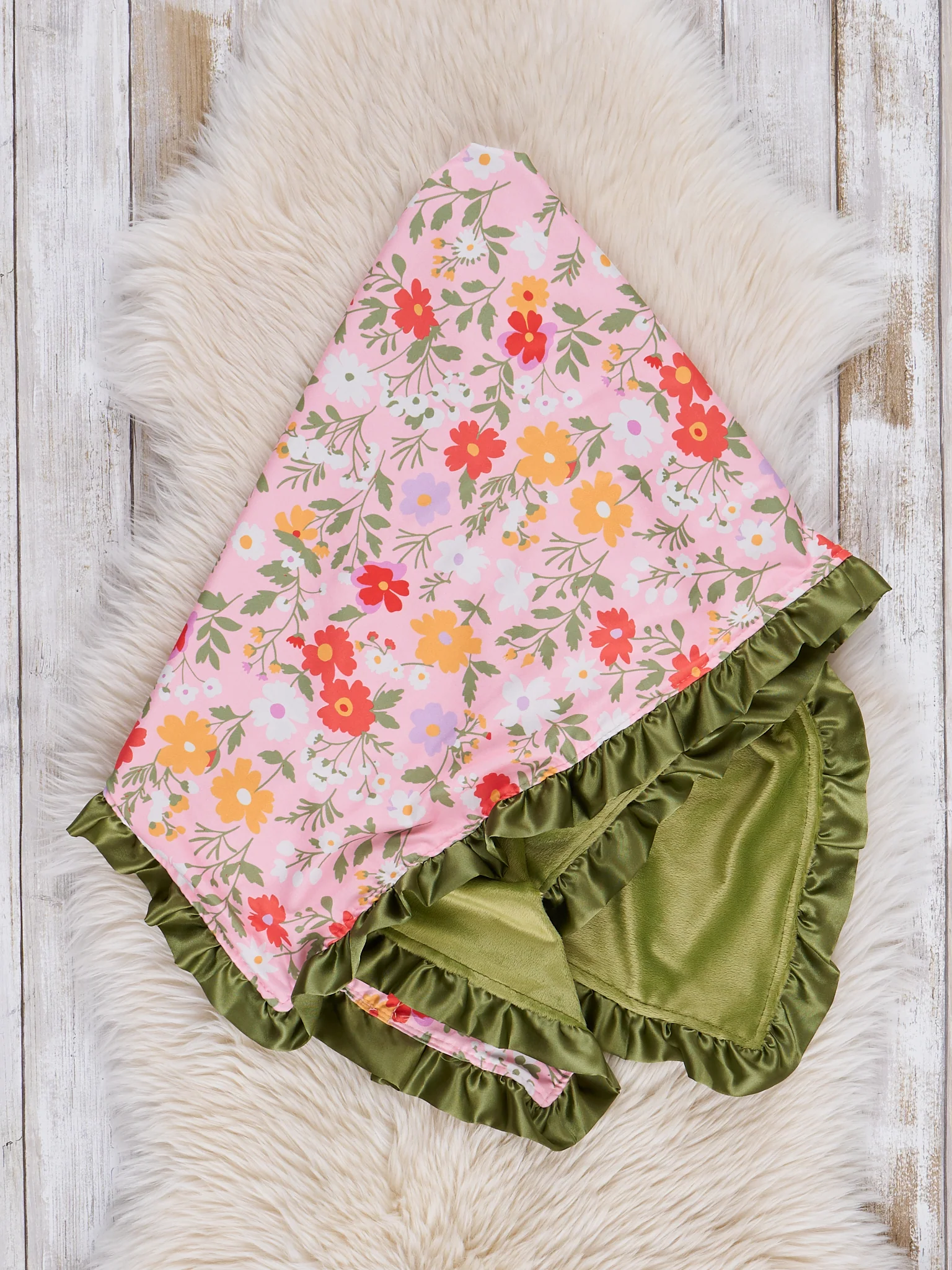 Wild Gardenias Ruffle Minky Blanket