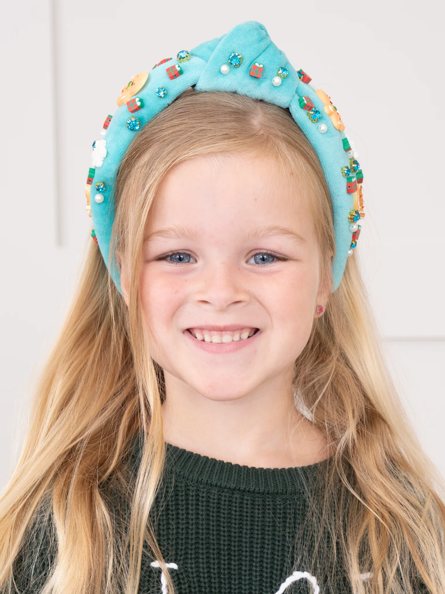 Winter Holiday Wishes Charm Headband - Image 4