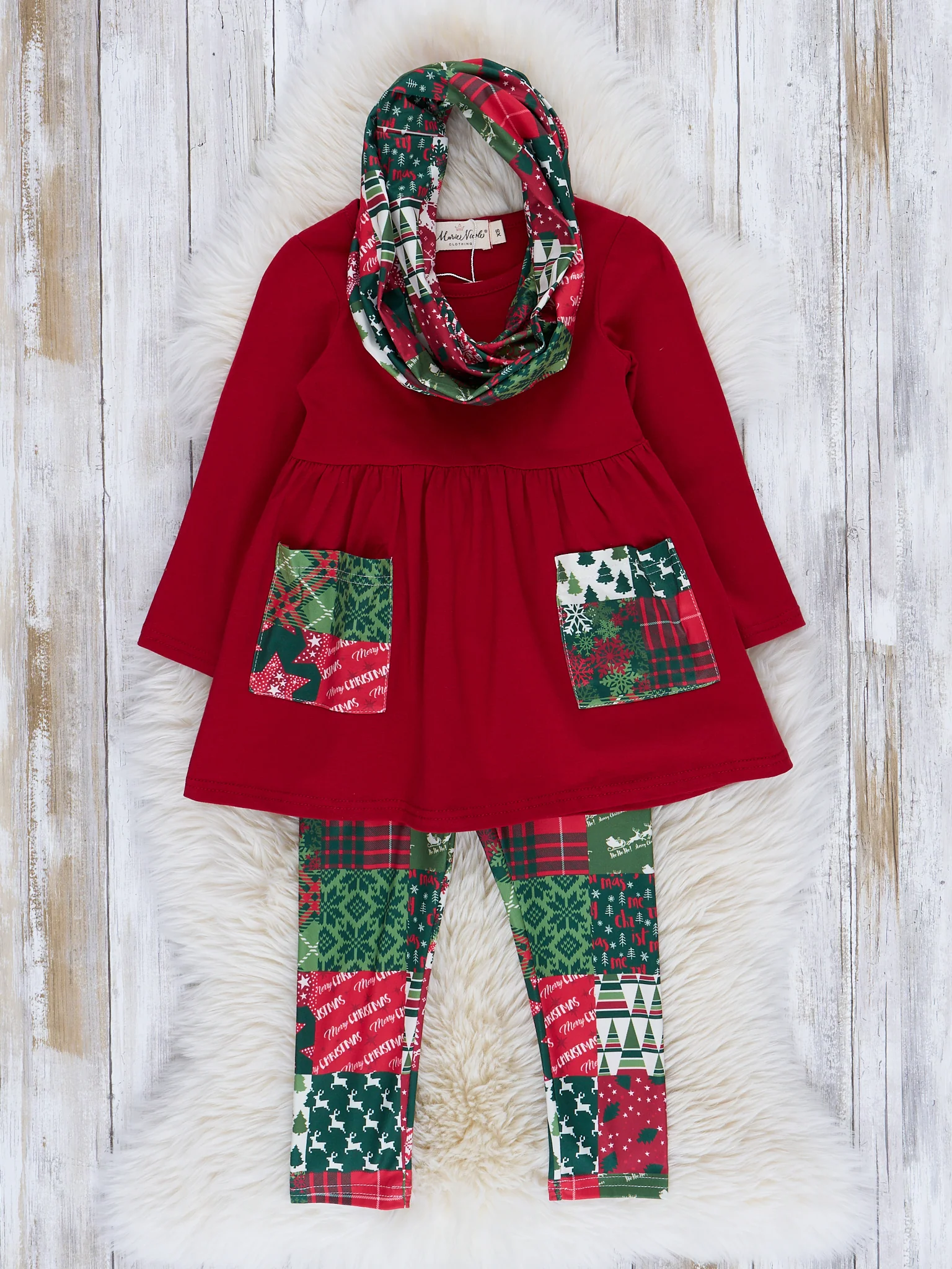 Winter Wonderland Outfit w/ Scarf - Image 4